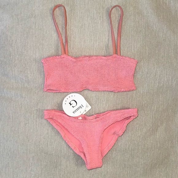 Hunza G Other - NWT Hunza G Bikini Set Coral Gigi Pink Light Crinkle Stretchy One Size Swimsuit